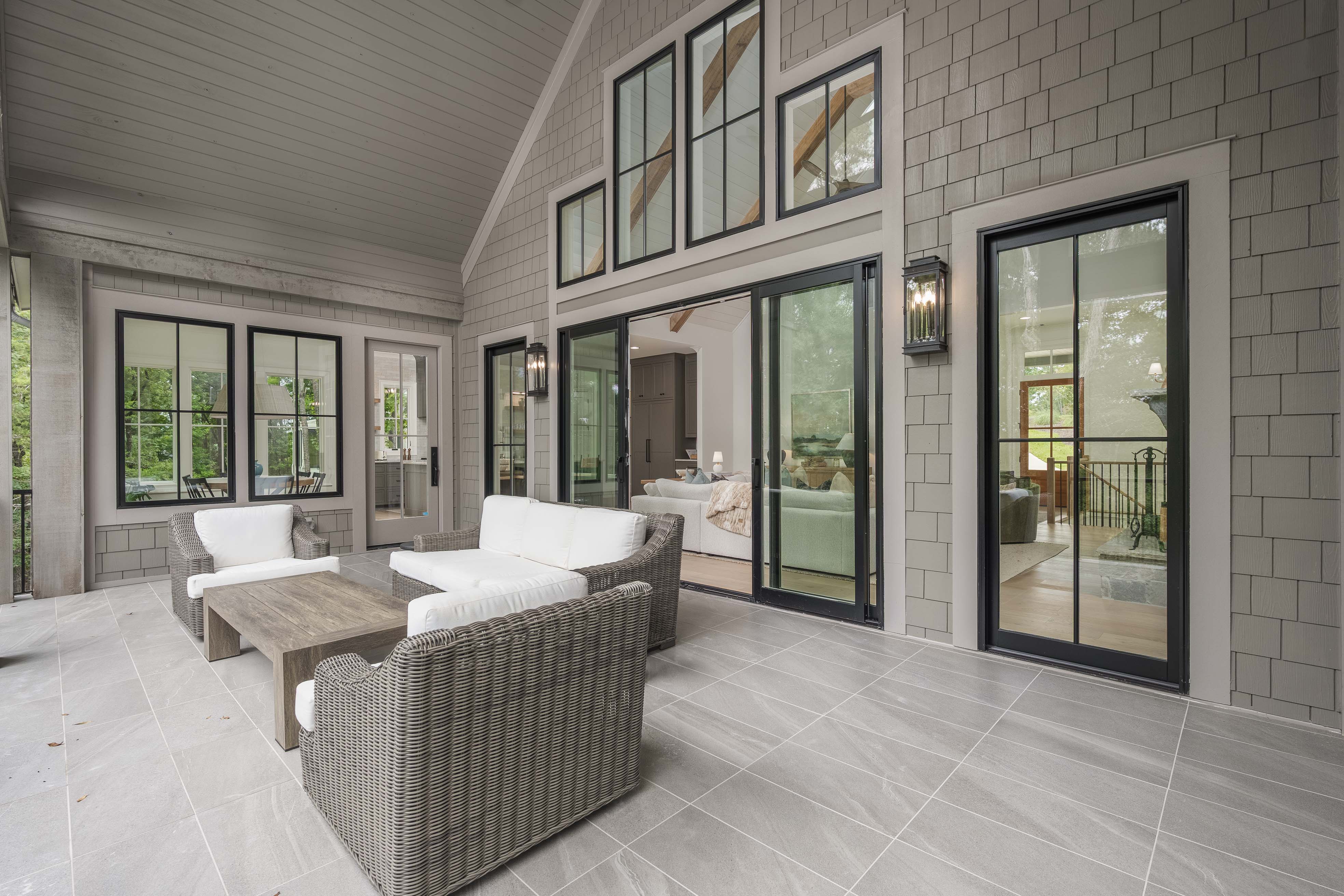 1020 Eastridge Loop image 23